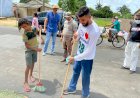 No primeiro dia como prefeito eleito em Oriximiná, no Pará, Delegado Fonseca varre santinhos jogados nas ruas