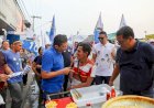 João Luiz participa de caminhada na Zona Norte de Manaus