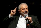 Lula fez cirurgia para retirada de lesão na laringe