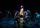 Balé Folclórico do Amazonas apresenta ‘I Kama Iaba’ em noite marcada por ancestralidade e força feminina