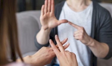 Palestras debatem a educação e mercado de trabalho para surdos