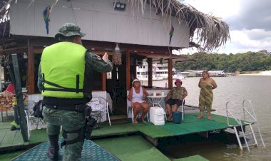 Batalhão Ambiental fiscaliza flutuantes neste domingo