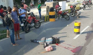 Mulher morre em acidente de trânsito na Torquato Tapajós