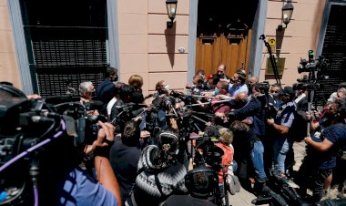 Médico pessoal de Maradona se apresenta a procuradores