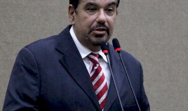 Isaac Tayah entra com ação de impugnação contra mais quatro vereadores eleitos