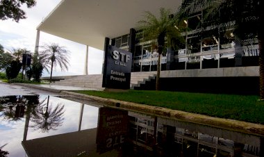 Senadores apresentam notícia-crime contra Bolsonaro por prevaricação