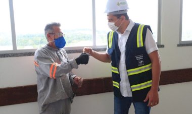 Wilson Lima vistoria obras do novo Ceti de Manaus, localizado no antigo Monte Horebe