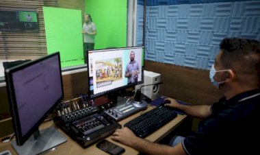 Governo inicia transmissão de aulas de reforço gratuitas