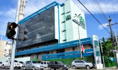 UEA comemora 20 anos com live no Teatro Amazonas