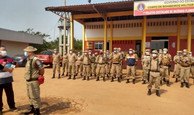 Corpo de Bombeiros controla dois focos de queimada em Humaitá, neste domingo (22/08)