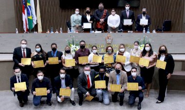 Por iniciativa do vereador William Alemão, Turismo e turismólogos recebem honraria na CMM