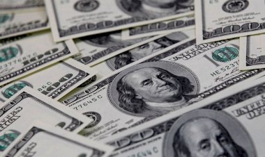 Dólar sobe para R$ 5,54 com impasse sobre PEC dos Precatórios