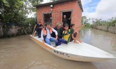 Wilson Lima anuncia repasse de recursos para auxiliar famílias que tiveram casas invadidas pela chuva em Itacoatiara