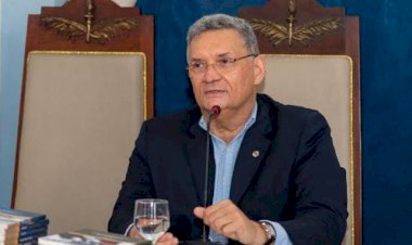 Cigarros eletrônicos podem causar doenças cardiovasculares, câncer e diversas lesões pulmonares, alerta especialista