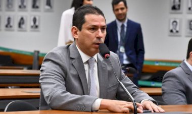 ‘Pior ministro da história’, diz Marcelo Ramos para Paulo Guedes