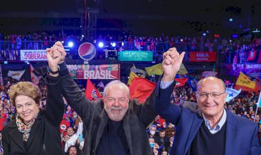 ‘Hoje eles têm que saber que vou disputar as eleições’, diz Lula