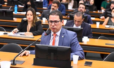 Marcelo Ramos alerta: mais uma medida prejudicial à ZFM, desta vez o alvo são os polos de aparelhos celulares