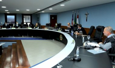 TCE-AM multa gestores de empresa de transportes urbanos em Presidente Figueiredo em mais de R$105 mil