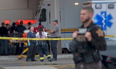 Atirador mata três em shopping nos Estados Unidos