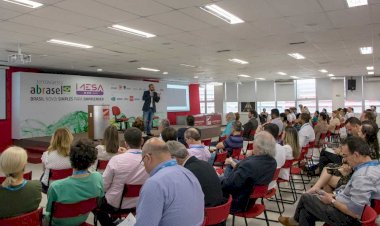 Grandes nomes da gastronomia participam do Mesa ao Vivo Brasília no Congresso Abrasel 2022