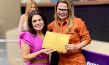 Delegada Emília Ferraz recebe homenagem da Assembleia Legislativa do Amazonas pelos 8 anos do programa Ronda Maria da Penha