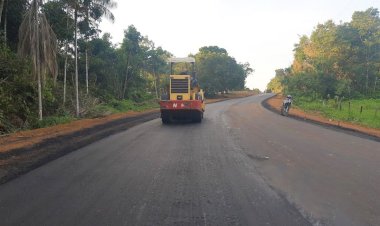 Governo do Amazonas avança com pavimentação do Ramal do Mapiá, em Borba