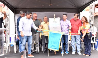 Prefeito David Almeida entrega Cras totalmente revitalizado no bairro Betânia