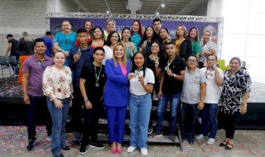 Wilson Lima homenageia alunos da rede estadual de ensino aprovados na UEA