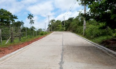 Governo do Amazonas pavimenta ramal e estrada em São Paulo de Olivença