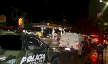 Carnaval na Floresta: CIF visita 15 locais e autua um estabelecimento por irregularidade