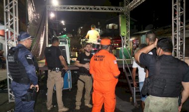 Carnaval na Floresta: CIF identifica irregularidades em blocos, bandas e em lojas de conveniência