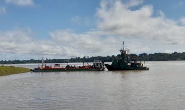 Equipes da Base Arpão apreendem balsa com 150 mil litros de óleo diesel em Coari