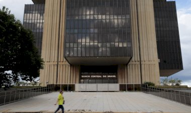 Previsão do mercado financeiro para inflação sobe para 5,96%