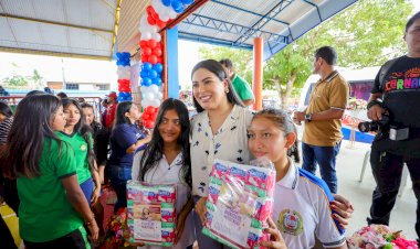 Mayra Dias participa de ação dos programas Crédito Rosa e Dignidade Menstrual em Parintins