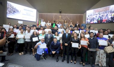 Líderes Comunitários são homenageados em Sessão Especial na Assembleia Legislativa