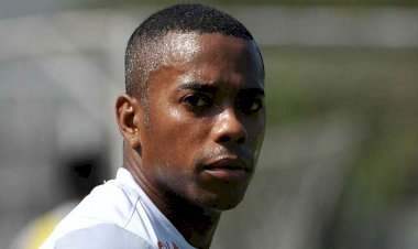 STJ nega pedido de amigo de Robinho para tradução de processo