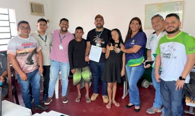 Governo do Estado realiza ação integrada para atender pescadores da região do baixo Amazonas, em Parintins