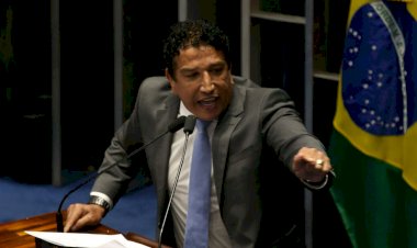 PSOL representará contra Magno Malta no Senado e no STF