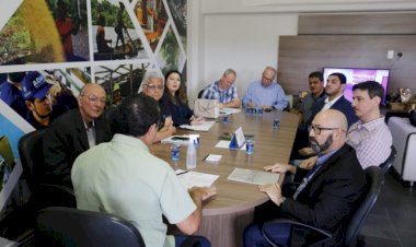 Governo do Estado assina protocolo de criação de polo bioagroindustrial e logístico em Humaitá