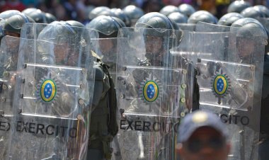 Lobby militar nos parlamentos fere democracia, alertam especialistas