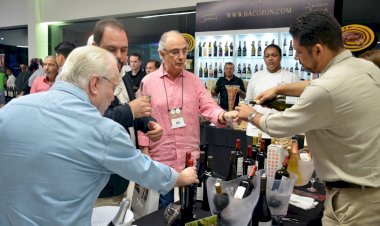 O modelo do carro da Rainha Elizabeth II será exposto na 4ª Edição da Feira Internacional de Vinho do Amazonas, que acontecerá em agosto