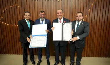 Aleam concede Título de Cidadão do Amazonas e Medalha Ruy Araújo ao senador Omar Aziz, por requerimento do deputado João Luiz