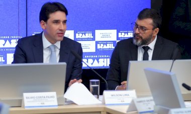 Governo Federal garante a Wilson Lima serviço de dragagem para facilitar tráfego em rios do estado