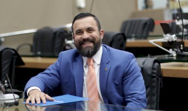 Deputado Dr. George Lins fortalece educação no Amazonas com leis de sua autoria