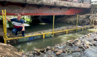 Kennedy Marques reforça importância de ecobarreira instalada em igarapé no bairro Coroado