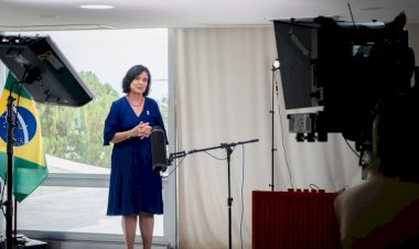 'É hora de todo o Brasil se unir contra a dengue', diz ministra da Saúde em pronunciamento nacional