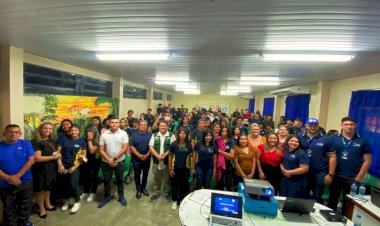 Proaj iniciativa do deputado João Luiz leva orientações e palestra para estudantes da Compensa