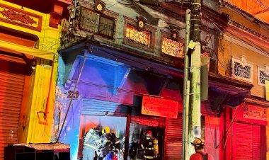 No Centro, bombeiros combatem incêndio em comércio e evitam propagação para outras dez lojas