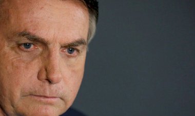Bolsonaro é indiciado por fraude em cartão de vacinação de covid