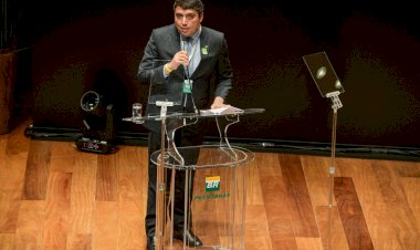 AGU apresenta recurso contra afastamento de conselheiro da Petrobras